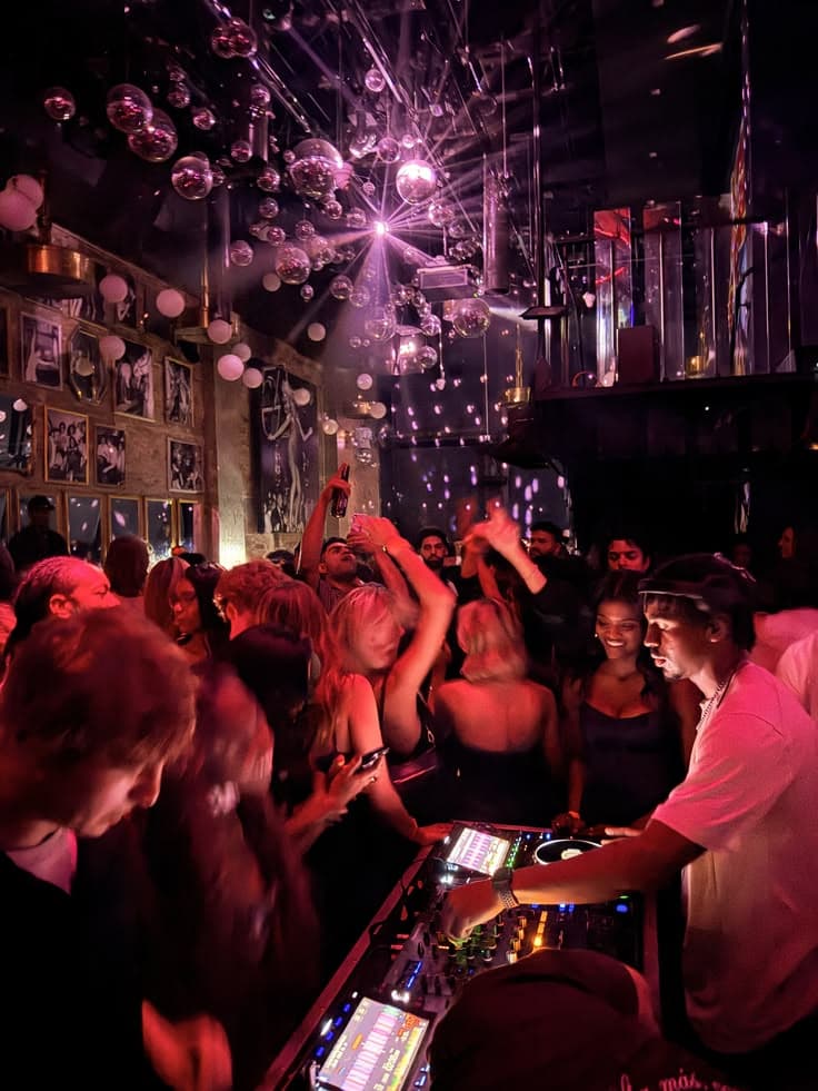 Kanevents — On the dance floor